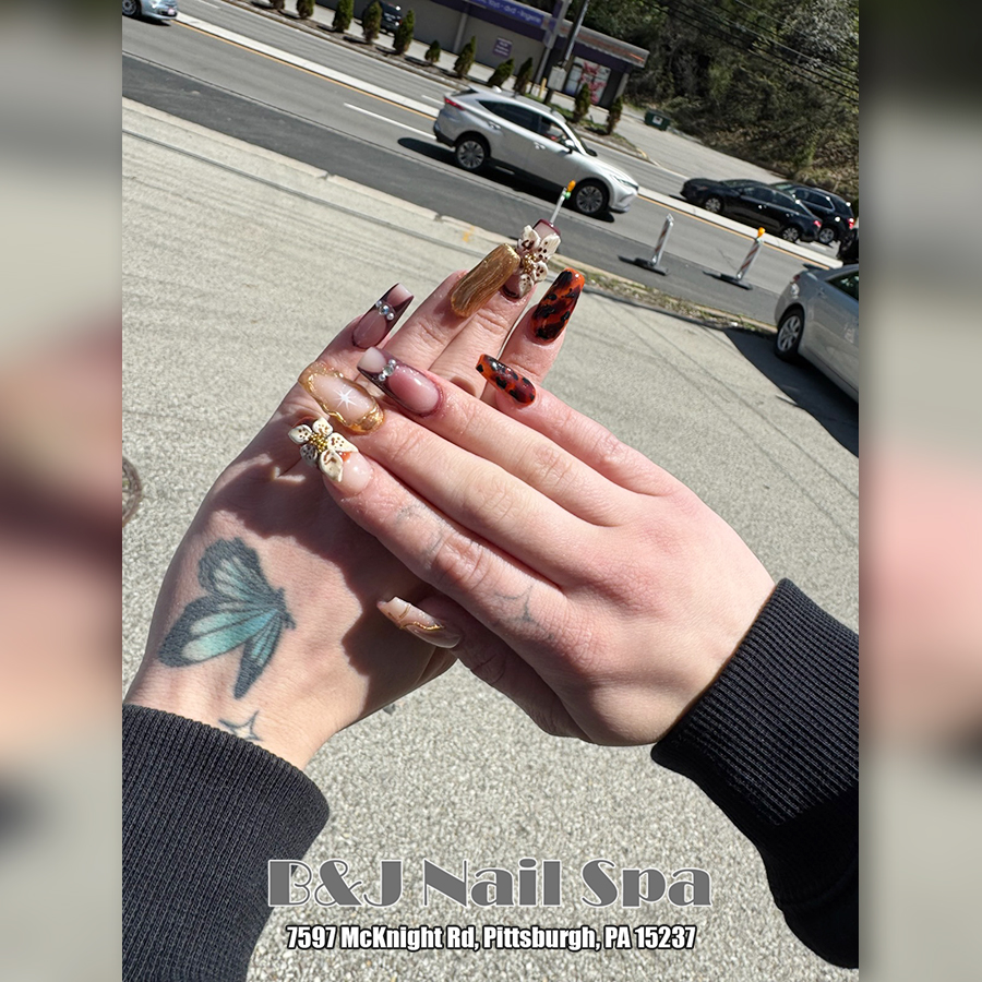 B&J Nails & Spa